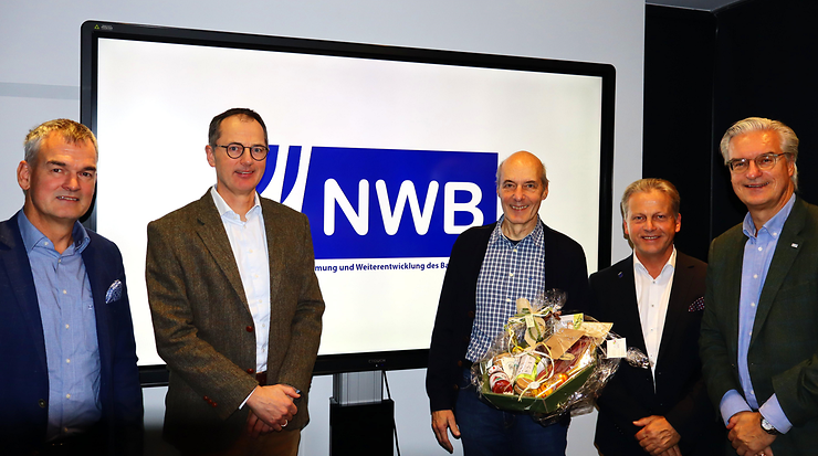 Neue und ehemalige Mitglieder des Forstands des NWB