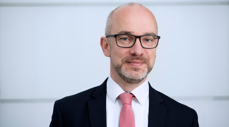 Porträt Daniel Schmidt, Mitglied des Vorstandes (CFO)